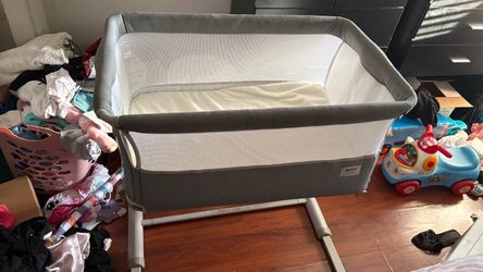 Ronbei Baby Bassinet Bedside Sleeper
