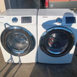 Samsung Stackable Electric Washer And Dryer 