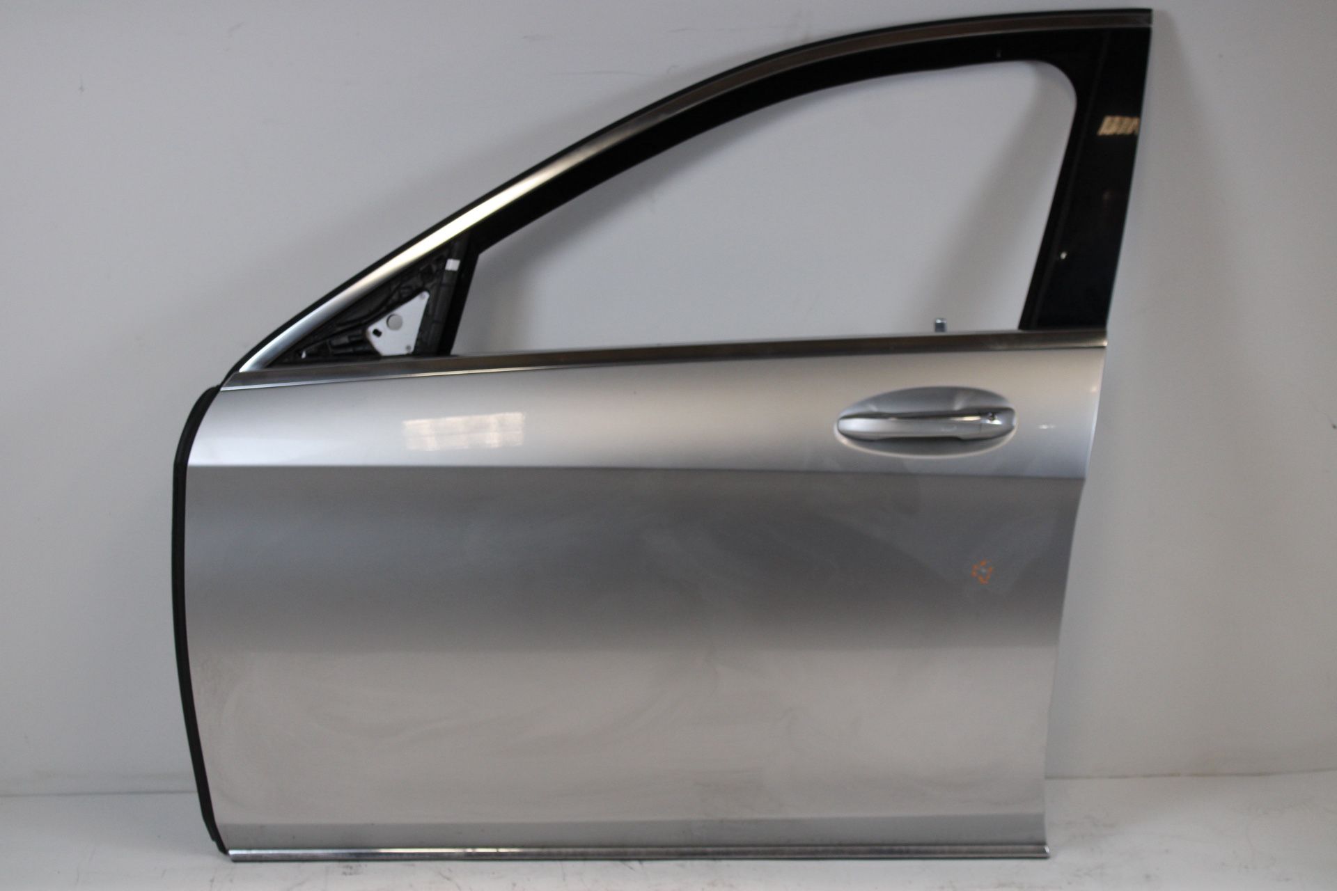 2014 SCLASS S550 Front Left Hand Side Door