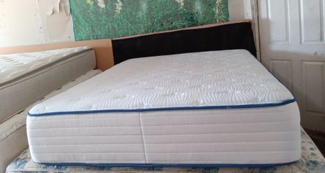 Queen Size Mattress (Colchón Queen Size)
