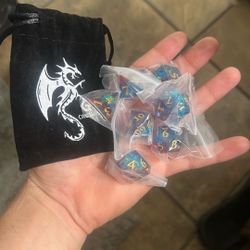 Cretvis, Handmade Resin Dice Set 