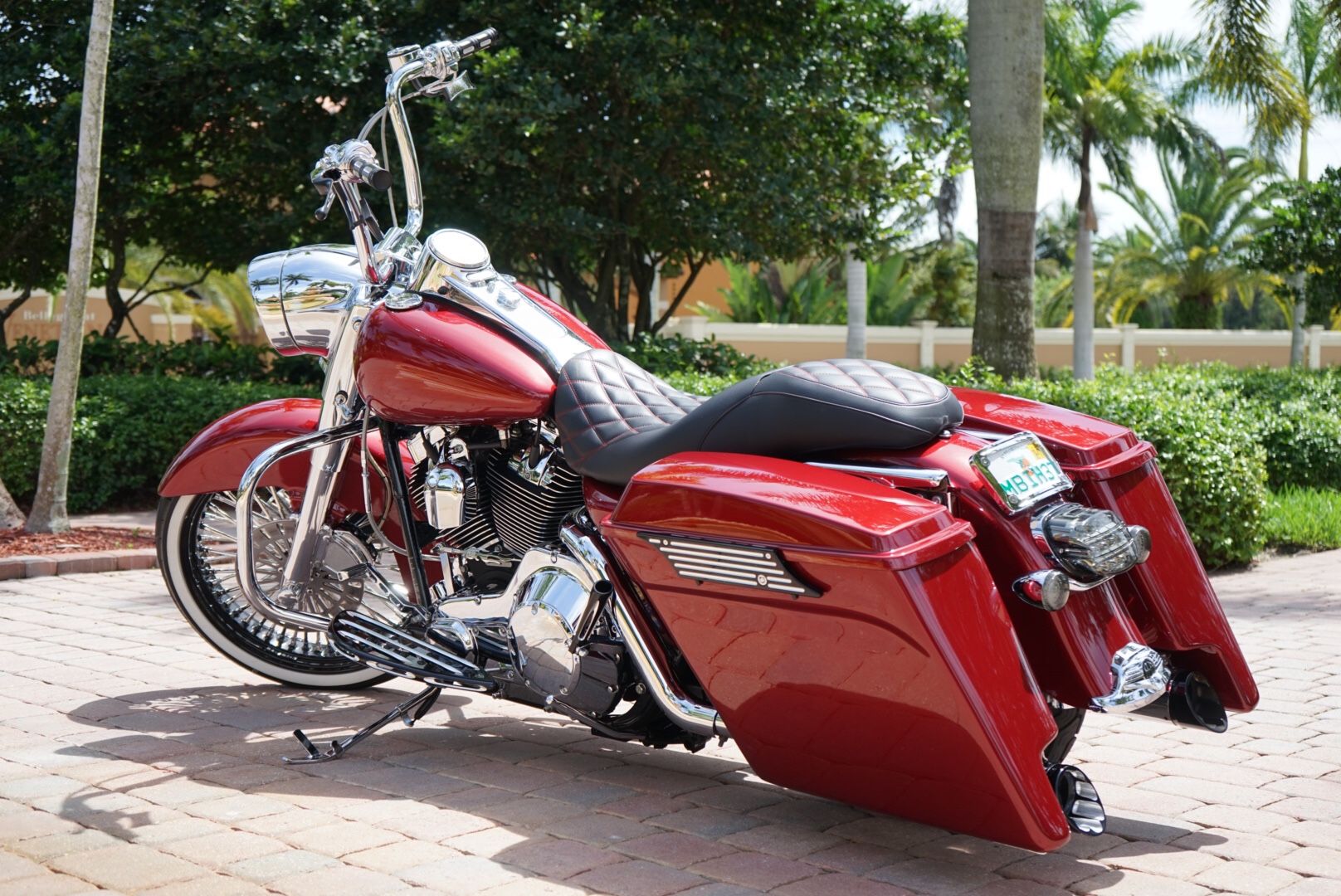 2005 road king exhaust deals
