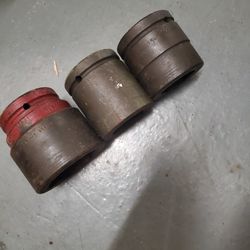 Snap On 1-1/2" Drive 6 Point Sockets (Check Description For Details)