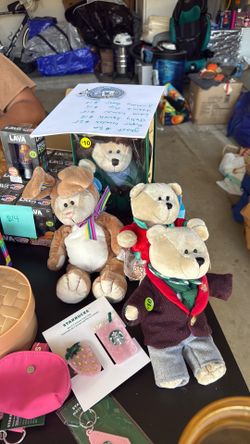 Starbucks bears