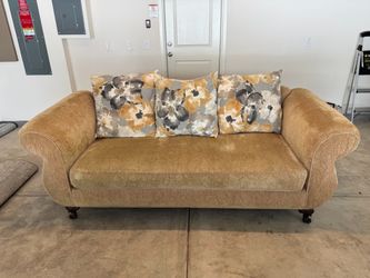 Vintage Couch with Large Pillows