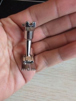 Bernina "Old Style" Pintuck Presser Foot