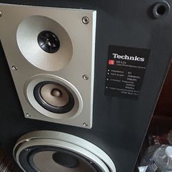 Vintage technics speakers
