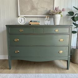 Awesome Shabby Distressed Solid Wood Dresser 