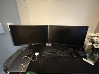 DELL COMPUTER W MONITOR
