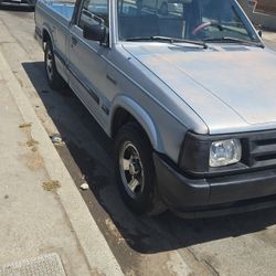 1986 Mazda B-Series Pickup
