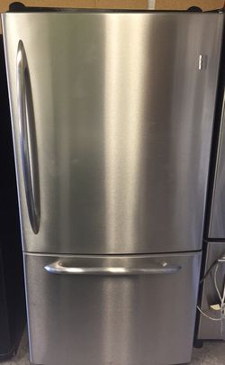 GE Profile Bottom Freezer Fridge 33" Width