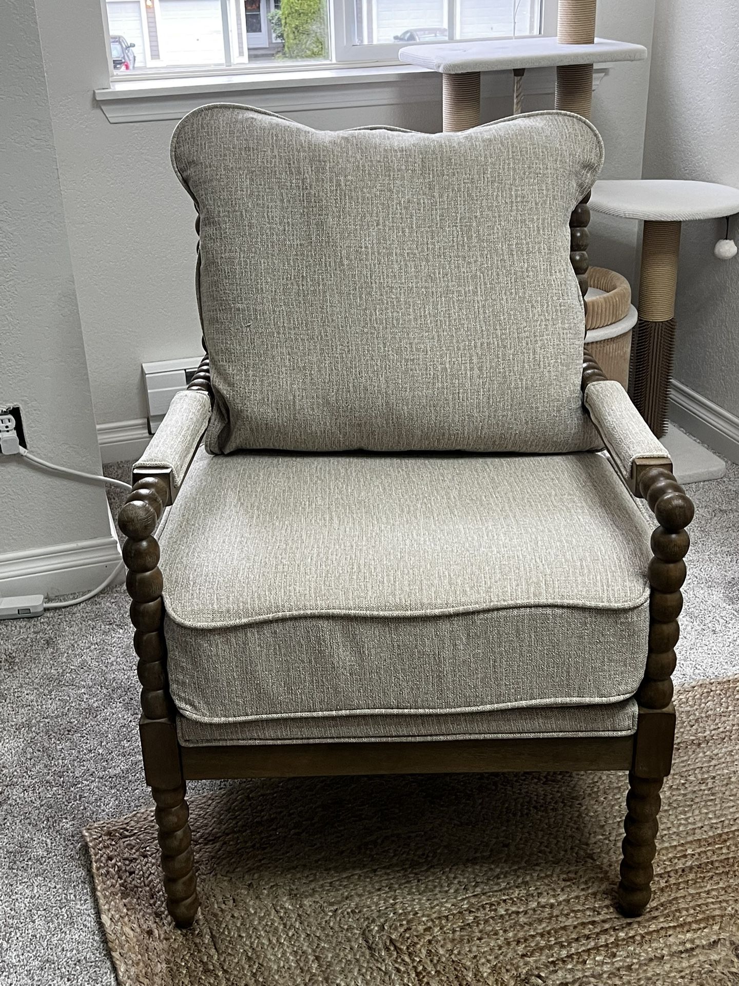 Wood Chair (NEW) 