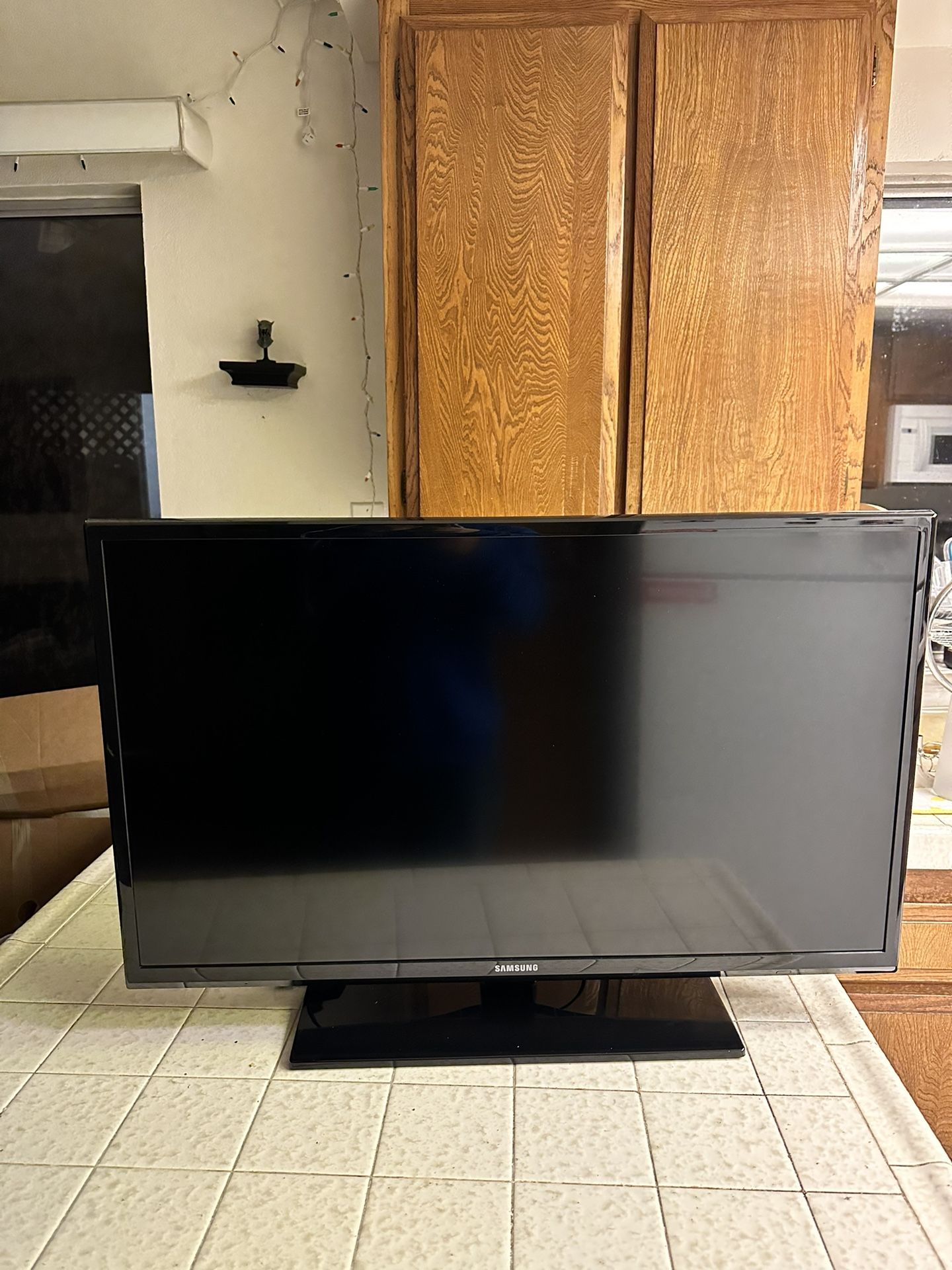 Samsung 32 inch LED TV