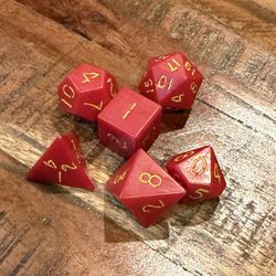 Vintage Mentzer red set w/ white rpg ad&d dice 