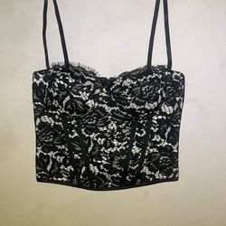 🖤 Fashion Nova Black Lace Bustier Top – Size S 🖤