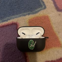 Air Pods Pro 2 With Lighting Cable Included