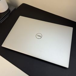 Laptop Dell XPS 9500 i9 10850H 32Gb 1Tb GTX 1650ti 
