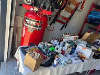 5 Family Garage Sale
