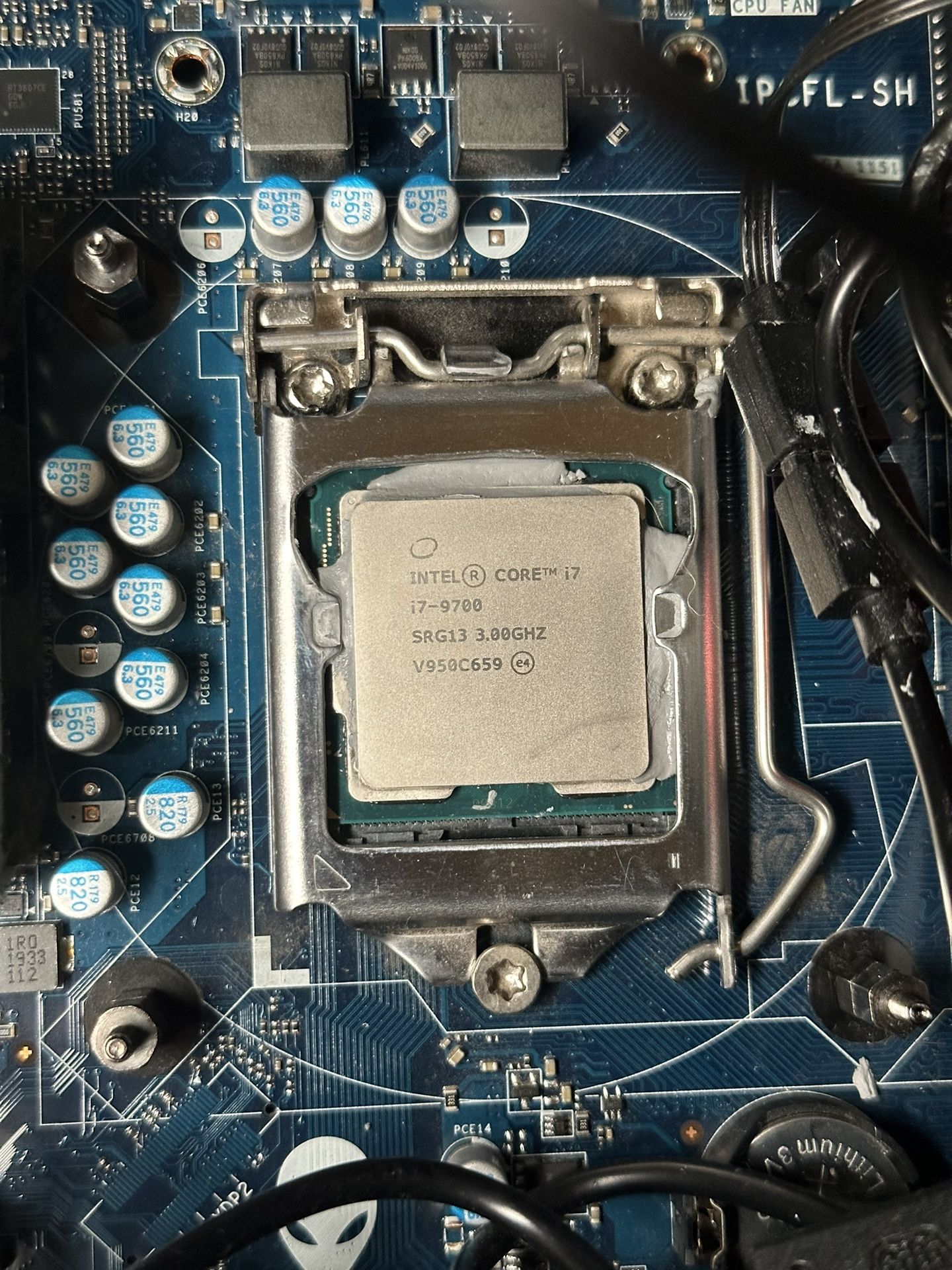 Intel i7-9700  up to 4.70 GHz