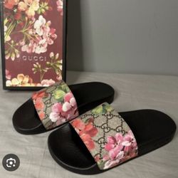 Gucci Slides 