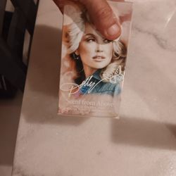 Dolly Parton Perfume 