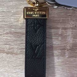 Black Lv Keychain Not Free 