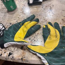 Oregon Gloves