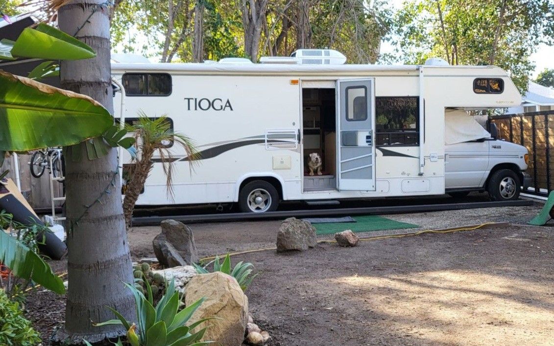 FORD TIOGA RV - MOTORHOME
