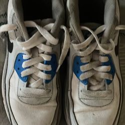 Nike Air Max 90 Sneakers