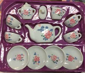 Vintage 13 pcs China Tea set