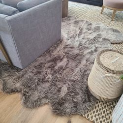 Fur Rug About 5x8