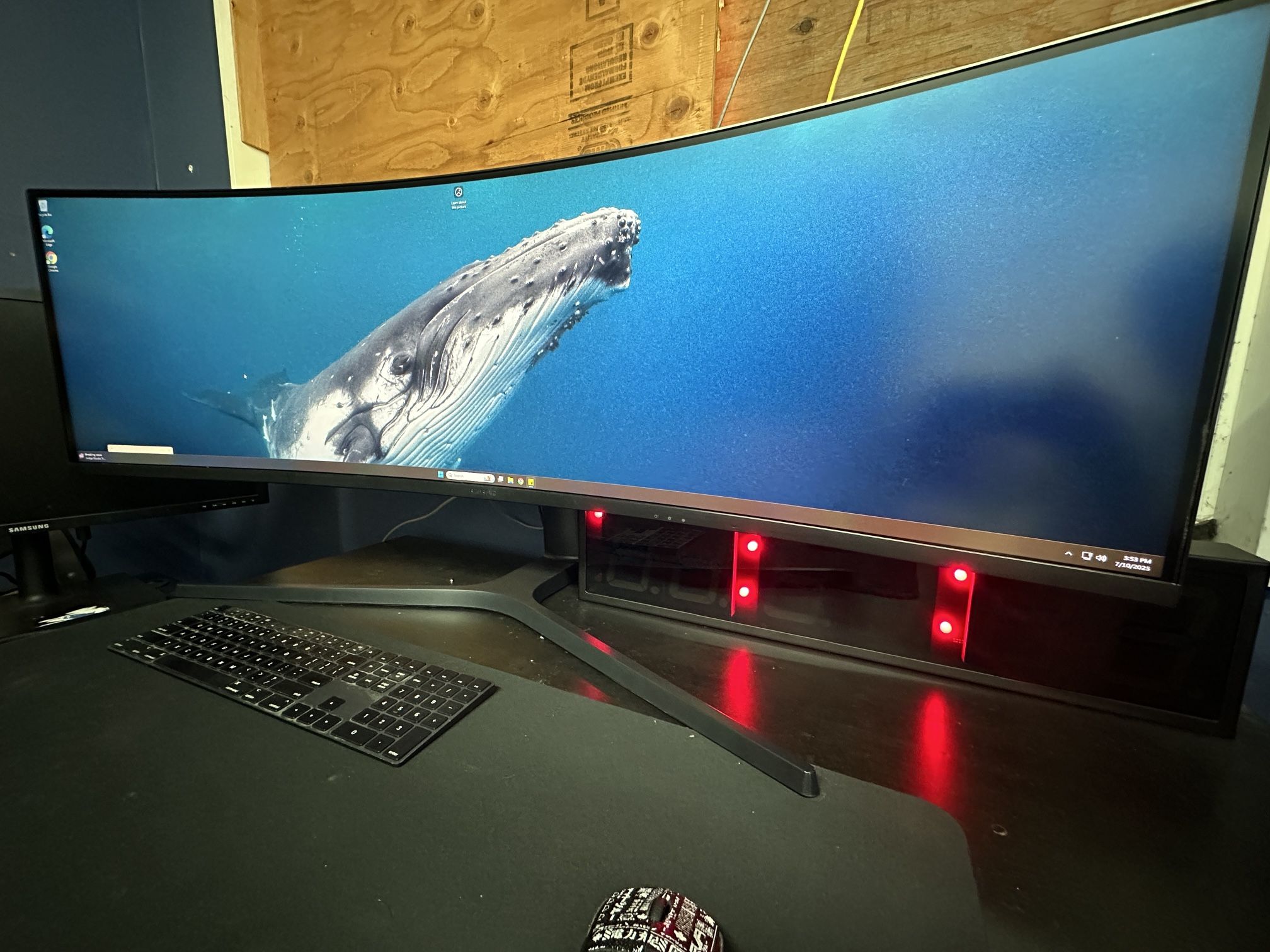 Samsung CJ890 - 49” Ultra wide Monitor