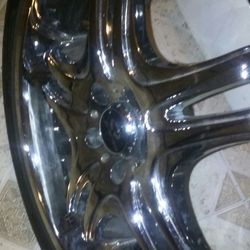 LORENZO RIMS AND TOYO TIRES 245/40/20 99W