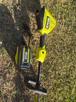 Kobalt Gen4 40-volt 10-in 2.0 Ah Battery Pole Saw Battery Included , Charger Included and 40V HP Brushless Whisper Series 17 in. Cordless Attachment C