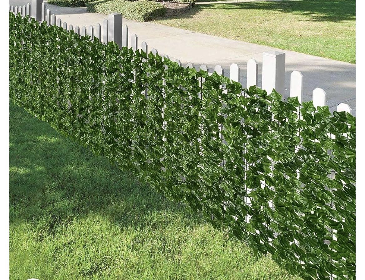 Fence Decor 10 Ft Long for Sale in Downey, CA - OfferUp