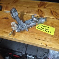 Toyota Tundra (2000/ 2006) Ignition Switch 