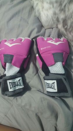 Everlast womens mma exercise gloves