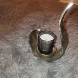 Candle holder