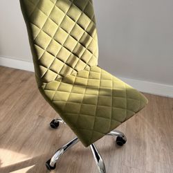 Rolling Green Velvet Office Chair 