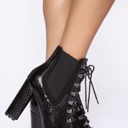 Did It My Way Booties - Black 6.5
