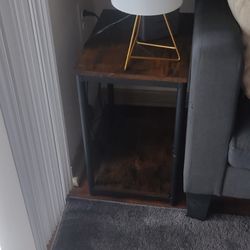 Coffee Table / Side Table 