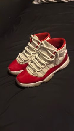 CHERRY 11s size 8.5