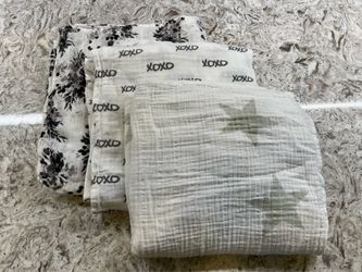 5 Muslin Baby Blankets See Pictures For Prints