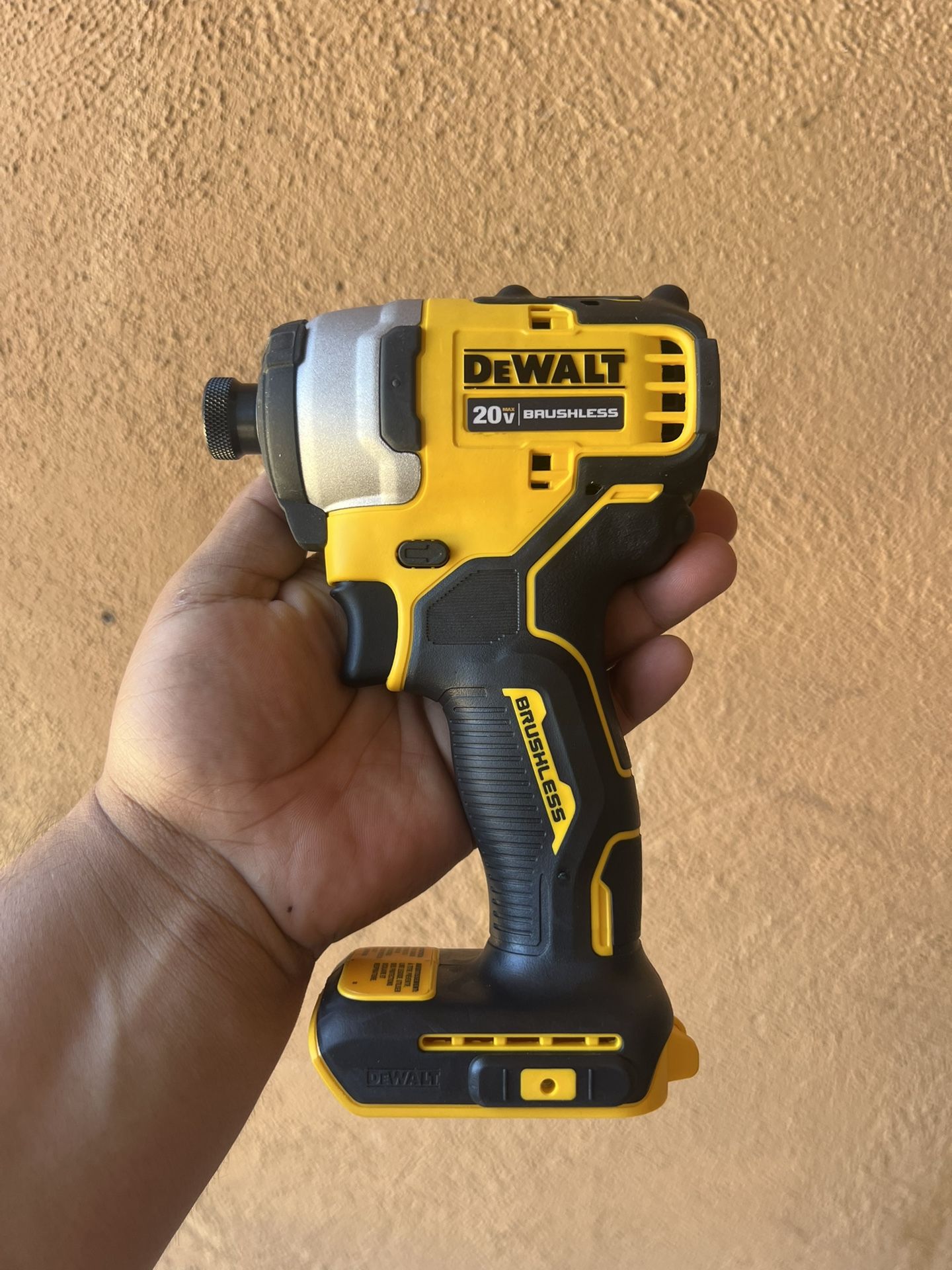 DEWALT ATOMIC 20V MAX Cordless Brushless Compact 1/4 in. Impact Driver (Tool Only)