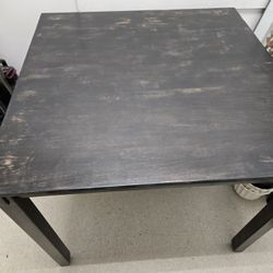 Free tall Table 