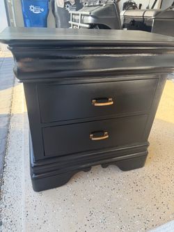 Night stand