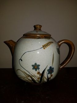 Vintage tea pot