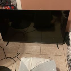 Tcl Roku (parts Or Fix) READ DESCRIPTION