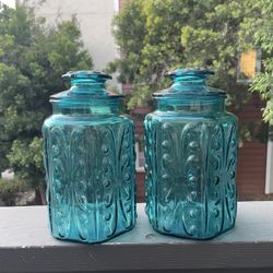 2 Blue Jars