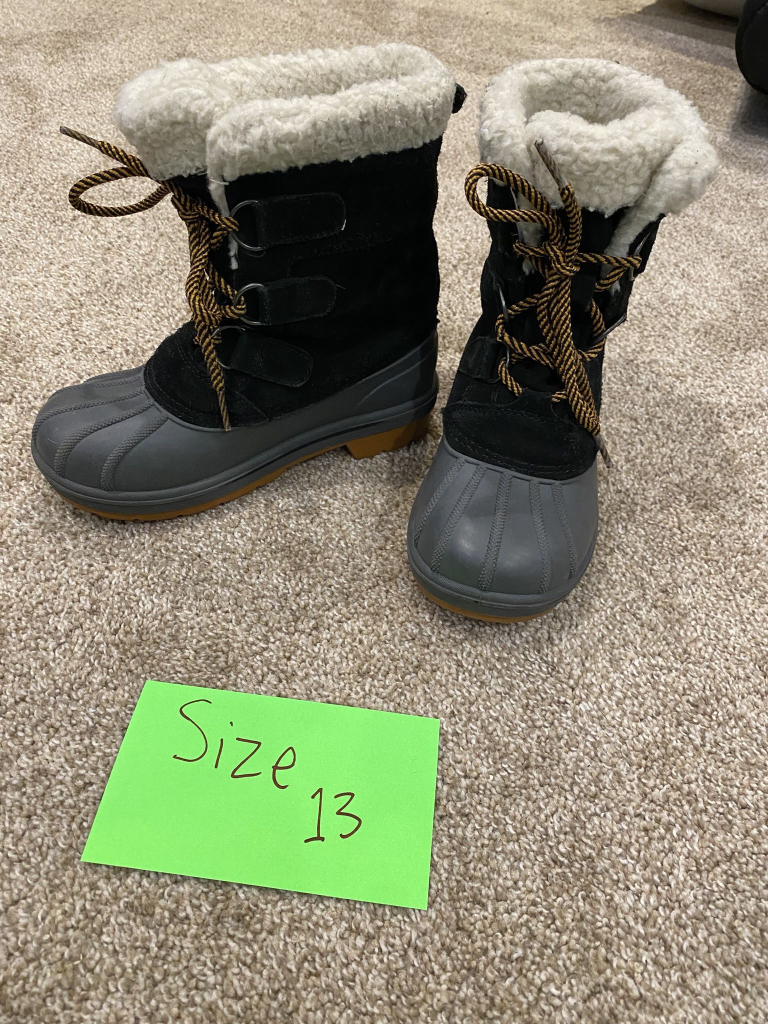 Little Boys Snow Boots $10